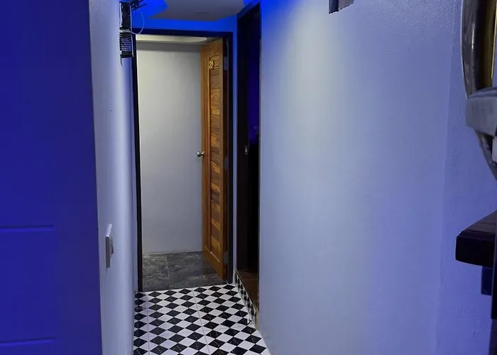 Hostel Bankhunchang บ้านขุนช้างห้องพักรายวันรามคำแหง Bangkok