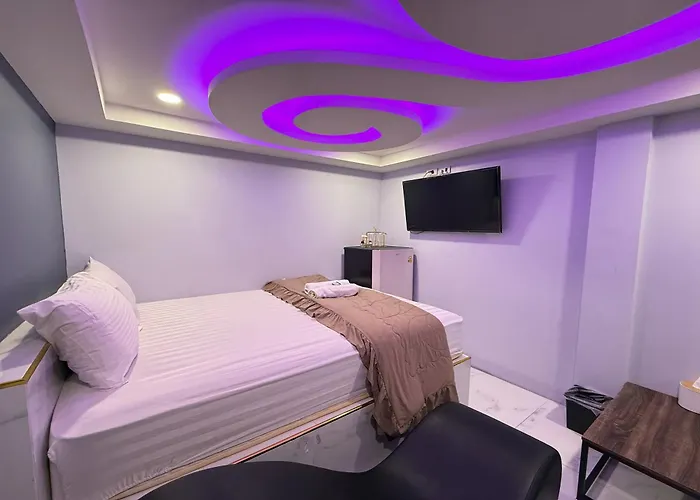 Hostel Bankhunchang บ้านขุนช้างห้องพักรายวันรามคำแหง *