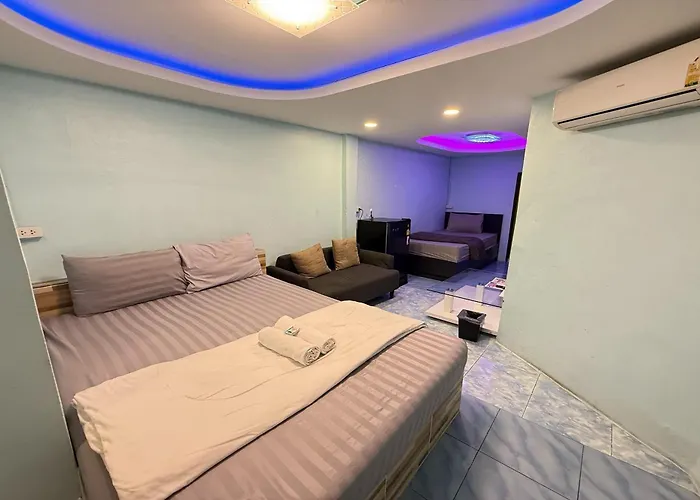 Hostel Bankhunchang บ้านขุนช้างห้องพักรายวันรามคำแหง *